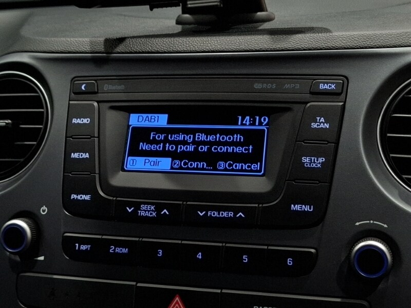 Used Hyundai i10 2018 for sale - 76696156: Photo 13