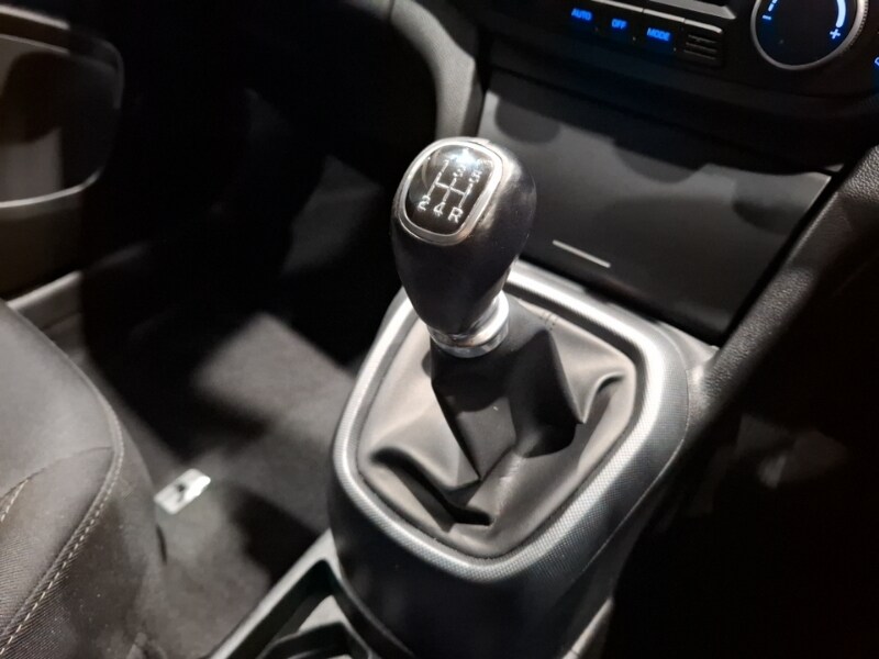 Used Hyundai i10 2018 for sale - 76696156: Photo 15