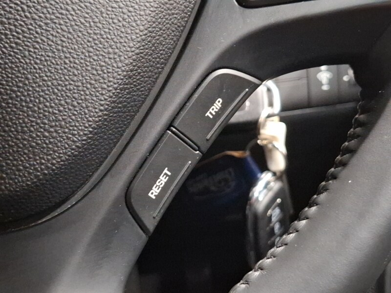 Used Hyundai i10 2018 for sale - 76696156: Photo 19