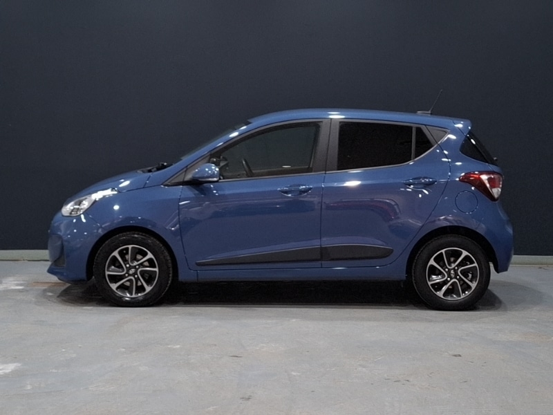 Used Hyundai i10 2018 for sale - 76696156: Photo 4