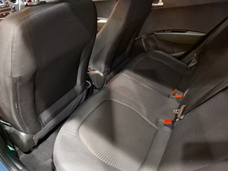 Used Hyundai i10 2018 for sale - 76696156: Photo 6