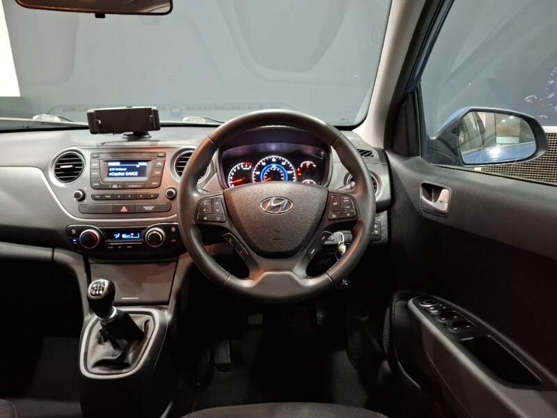 Used Hyundai i10 2018 for sale - 76696156: Photo 7