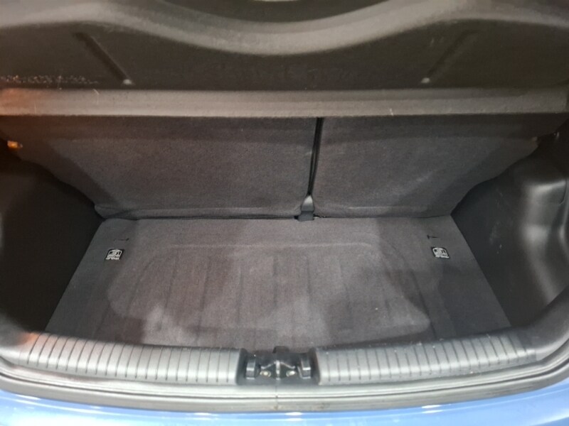 Used Hyundai i10 2018 for sale - 76696156: Photo 8