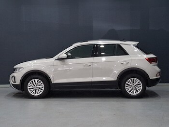 Used Volkswagen T-Roc 2023 for sale - 78642349: Photo