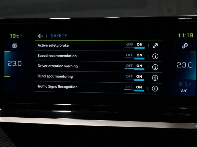 Used Peugeot 2008 2023 for sale - 76897771: Photo 14