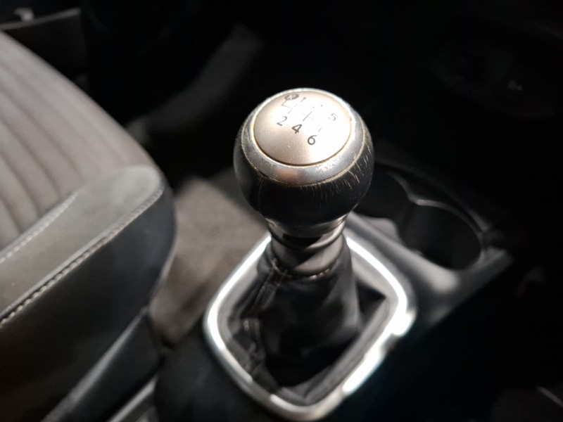 Used Toyota Yaris 2015 for sale - 76897756: Photo 16