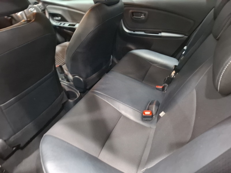 Used Toyota Yaris 2015 for sale - 76897756: Photo 6