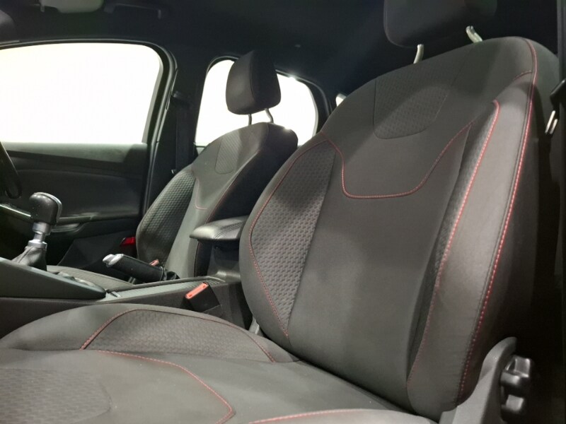 Used Ford Focus 2017 for sale - 77815718: Photo 12