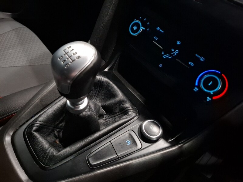 Used Ford Focus 2017 for sale - 77815718: Photo 15