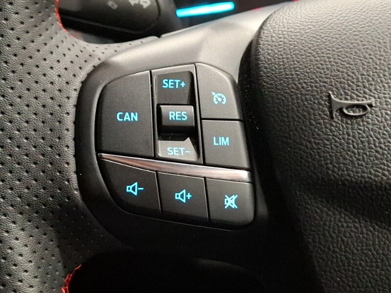 Used Ford Focus 2023 for sale - 76816312: Photo 18