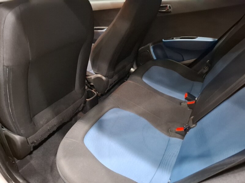 Used Hyundai i10 2016 for sale - 77503088: Photo 6