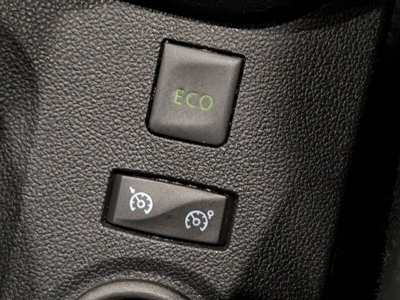 Used Renault Captur 2018 for sale - 77846844: Photo 17