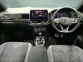 Used Volkswagen T-Roc 2025 for sale - 76925314: Photo