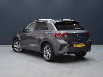 Used Volkswagen T-Roc 2025 for sale - 76925314: Photo