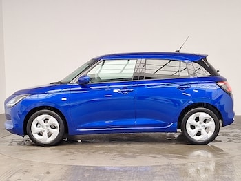 Used Suzuki Swift 2025 for sale - 76108233: Photo 4