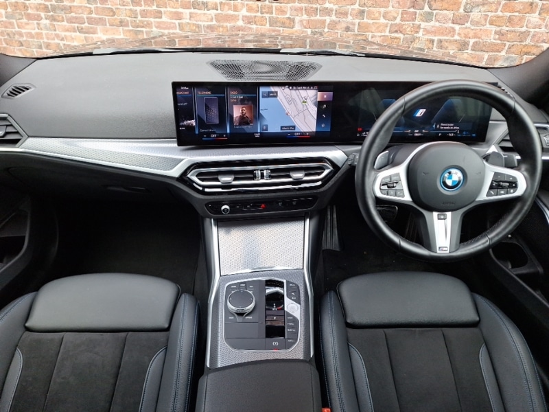 Used BMW 3 Series 2024 for sale - 77324880: Photo 2