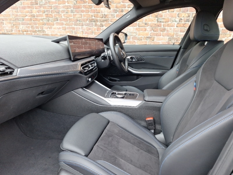 Used BMW 3 Series 2024 for sale - 77324880: Photo 5