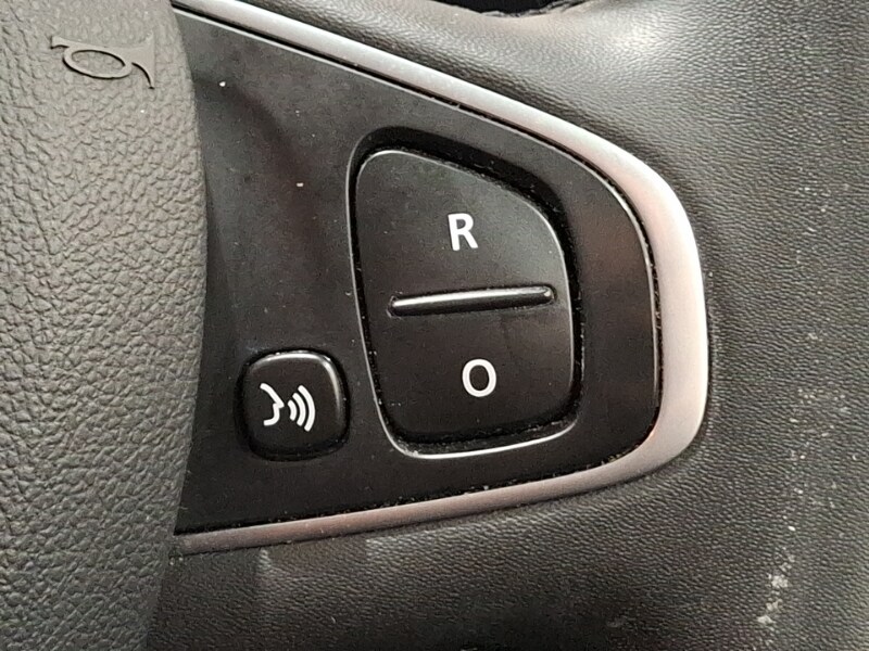 Used Renault Clio 2018 for sale - 77366161: Photo 18