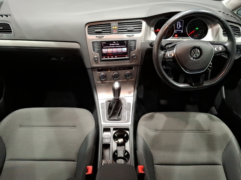 Used Volkswagen Golf 2015 for sale - 77999803: Photo 2