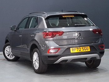 Used Volkswagen T-Roc 2023 for sale - 79267766: Photo