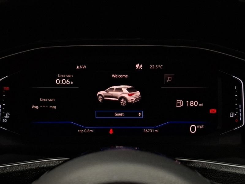 Used Volkswagen T-Roc 2018 for sale - 76587228: Photo 10