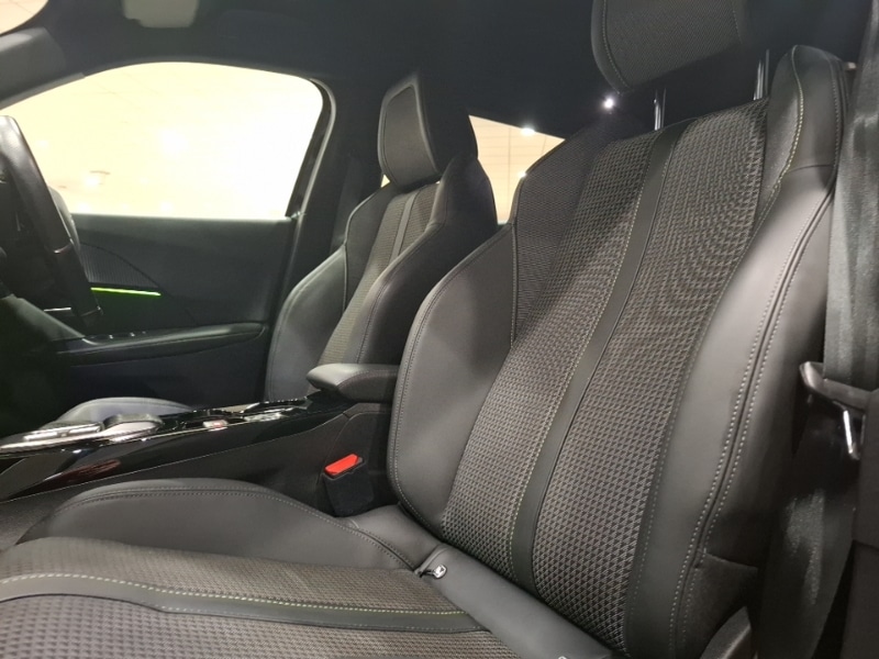 Used Peugeot 2008 2023 for sale - 77777154: Photo 12