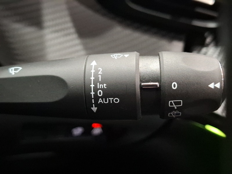 Used Peugeot 2008 2023 for sale - 77777154: Photo 18