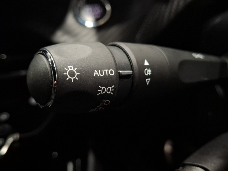 Used Peugeot 2008 2023 for sale - 77777154: Photo 19