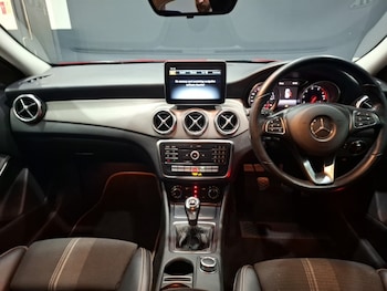 Used Mercedes-Benz GLA 2018 for sale - 76795497: Photo