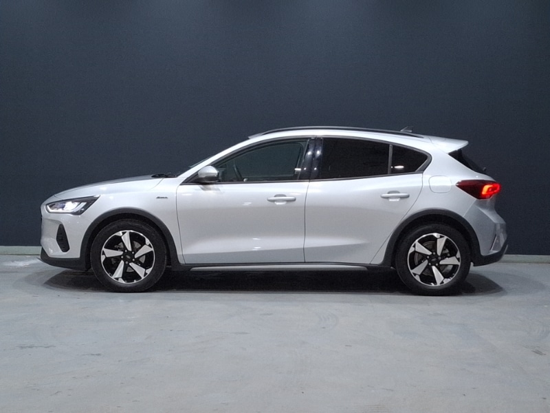 Used Ford Focus 2023 for sale - 77405005: Photo 4