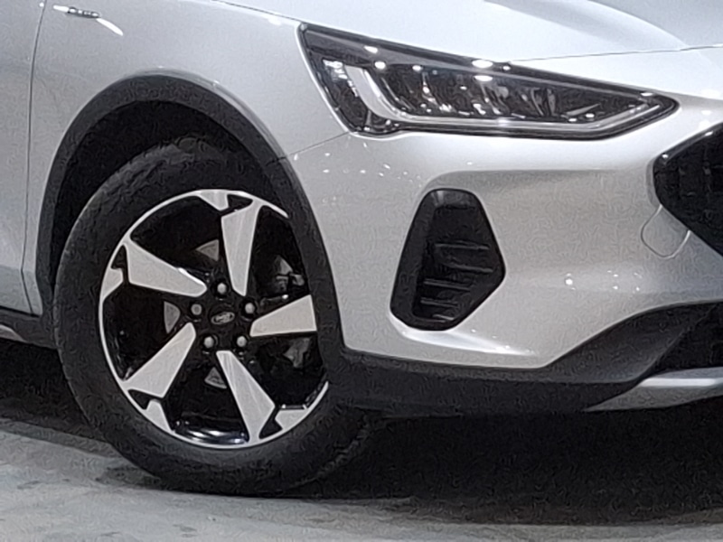 Used Ford Focus 2023 for sale - 77405005: Photo 9