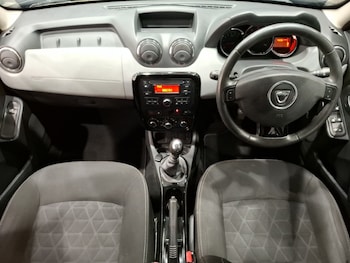 Used Dacia Duster 2016 for sale - 79048567: Photo