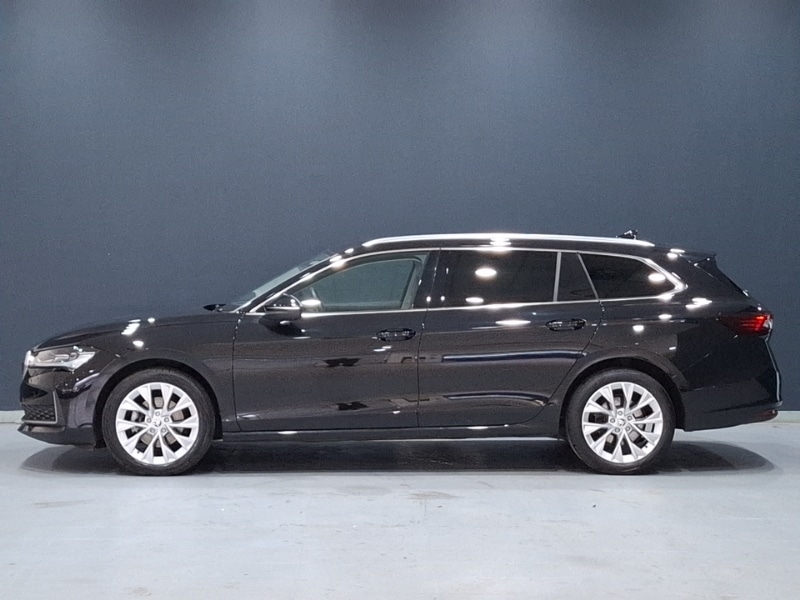 Used Skoda Superb 2024 for sale - 76362179: Photo 4