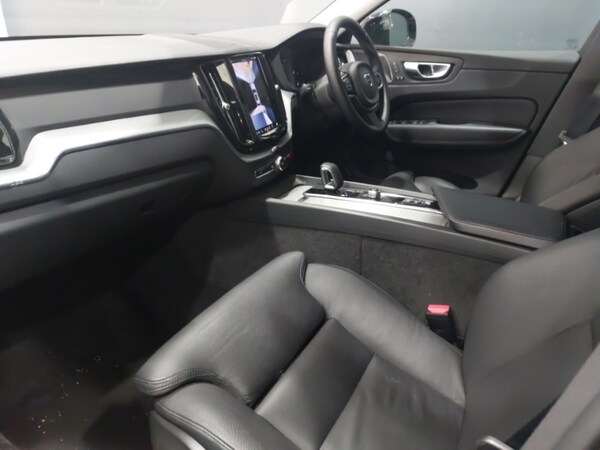 Used Volvo XC60 2023 for sale - 75338826: Photo 5