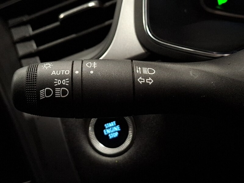 Used Renault Captur 2023 for sale - 77933432: Photo 17