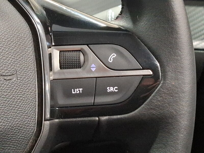 Used Peugeot 2008 2021 for sale - 77495256: Photo 18