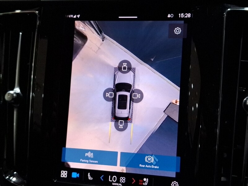 Used Volvo XC60 2023 for sale - 76987392: Photo 11