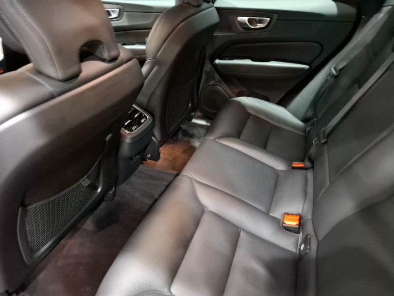 Used Volvo XC60 2023 for sale - 76987392: Photo 6