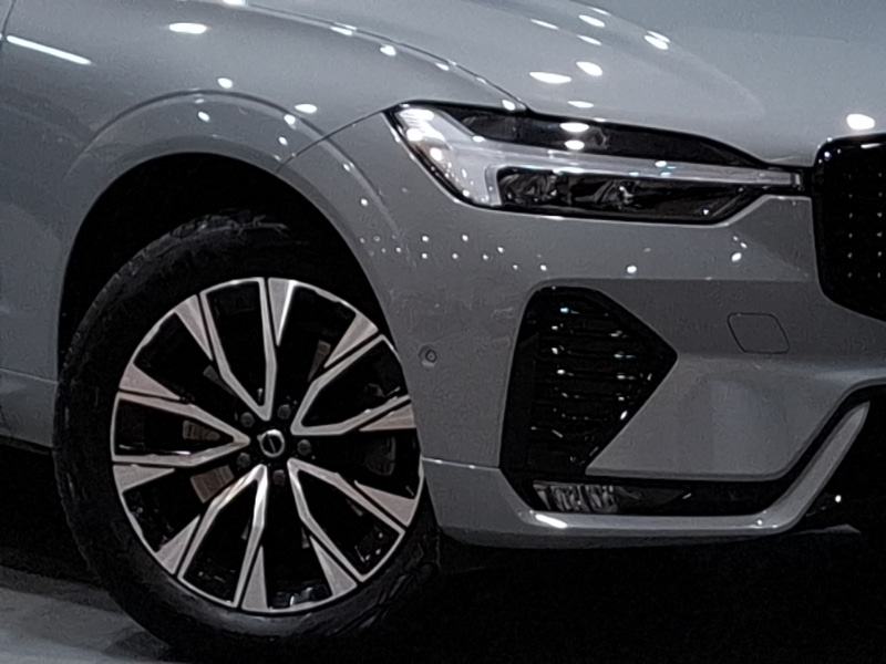 Used Volvo XC60 2023 for sale - 76987392: Photo 9