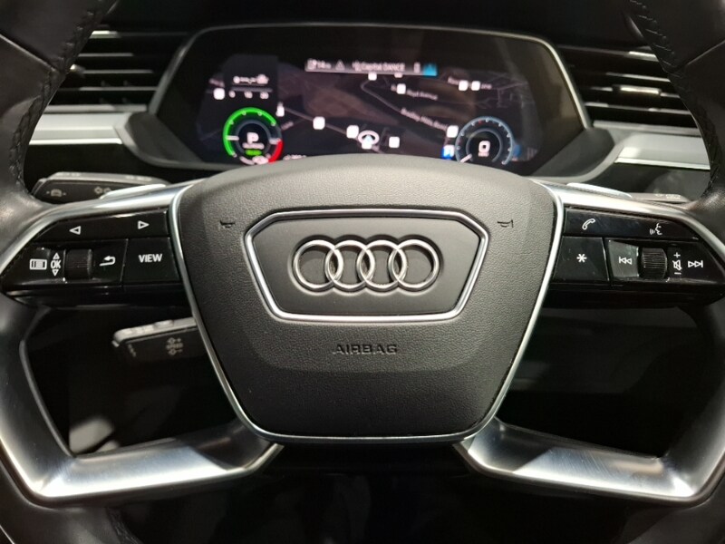 Used Audi e-tron 2021 for sale - 78211432: Photo 19