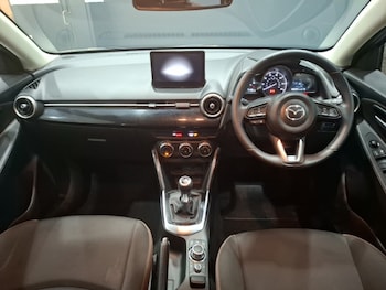 Used Mazda Mazda2 2023 for sale - 75926144: Photo