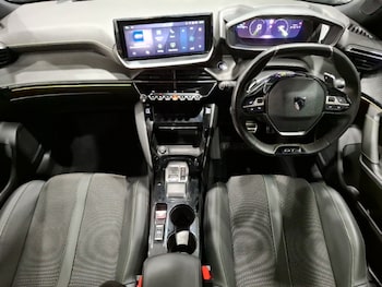 Used Peugeot 2008 2024 for sale - 76183529: Photo 2