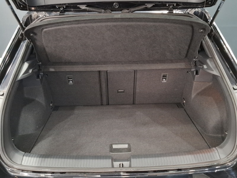 Used Volkswagen T-Roc 2025 for sale - 77960422: Photo 8