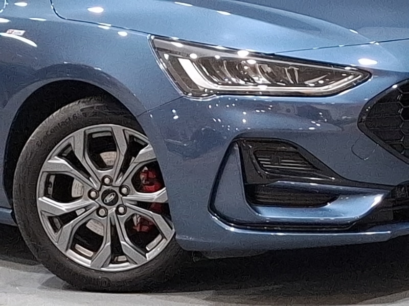 Used Ford Focus 2023 for sale - 77717026: Photo 9