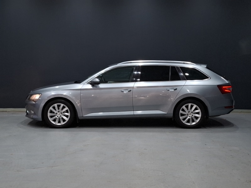 Used Skoda Superb 2019 for sale - 76567172: Photo 4