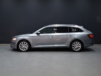 Used Skoda Superb 2019 for sale - 76567172: Photo