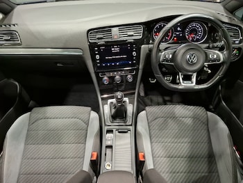 Used Volkswagen Golf 2018 for sale - 78243668: Photo