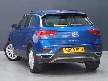 Used Volkswagen T-Roc 2019 for sale - 79452005: Photo