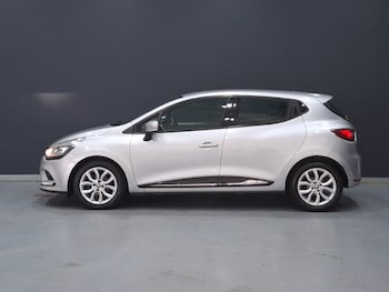 Used Renault Clio 2017 for sale - 75684157: Photo