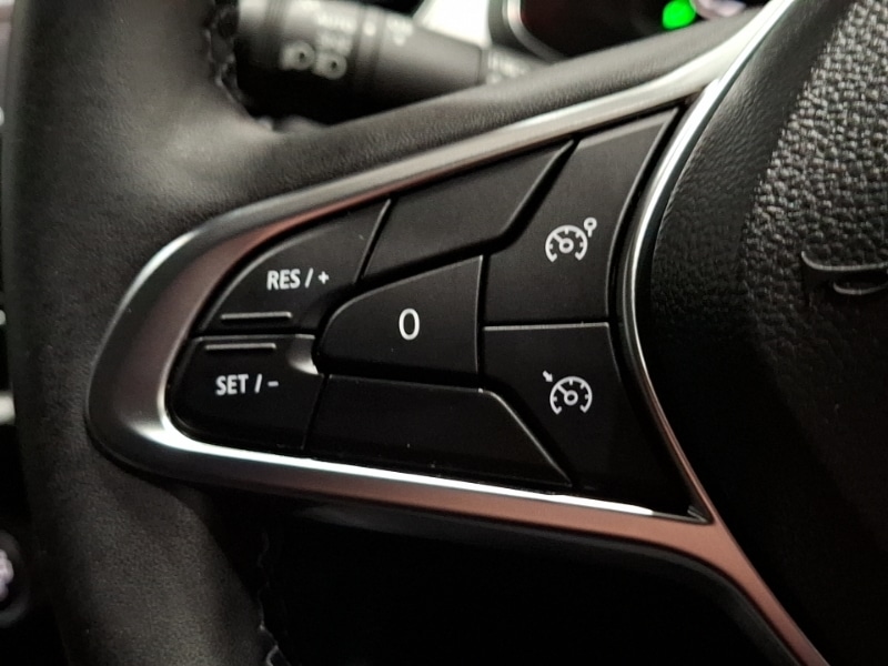 Used Renault Captur 2023 for sale - 77964271: Photo 18